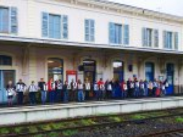 Langogne : malgré l’arrêt des circulations et la météo ils étaient là pour la ligne des Cévennes